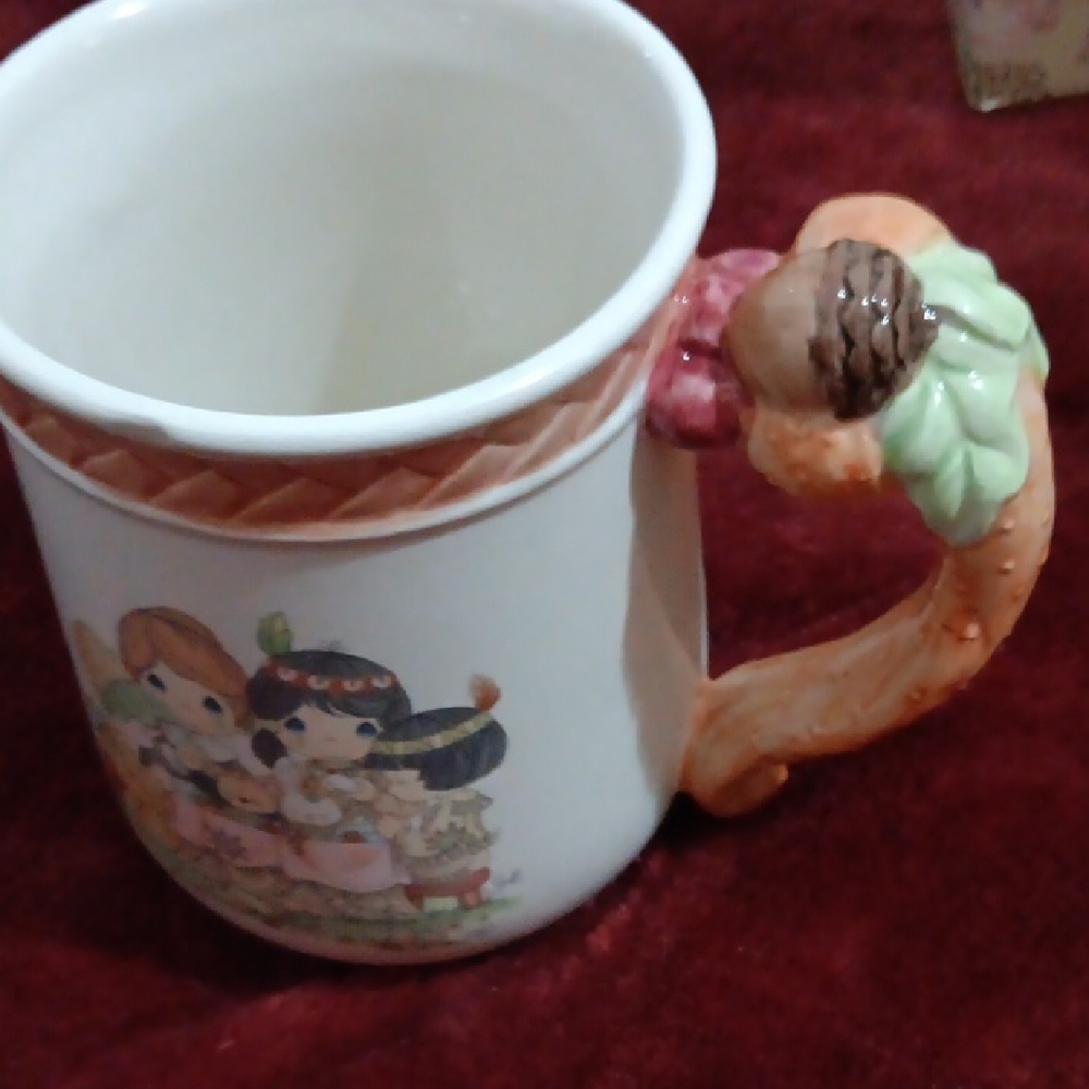 Precious Moments Thanksgiving Mug - Picture 3 of 7